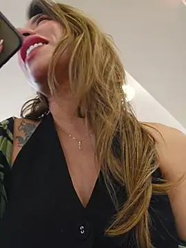 Karen San Miguel online show from 03/26/26, 06:24