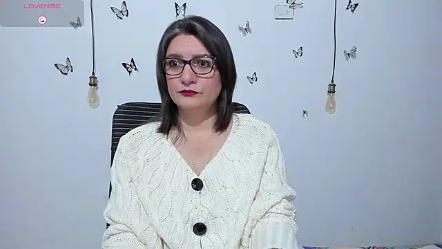 Amie Adams82  online show from 02/23/26, 02:47