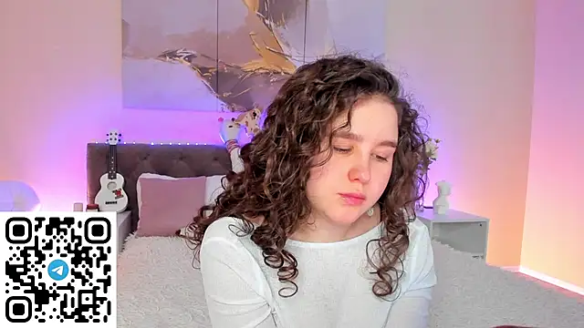 Ariella Sol online show from 12/18/24, 04:20