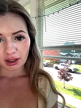 LoveShae  online show from 10/03/25, 05:54