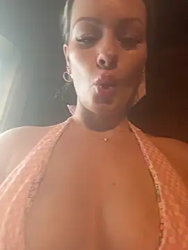 LoveShae  online show from 02/18/26, 04:03