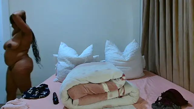 ALEXABOUJEE95 online show from 02/09/26, 02:43