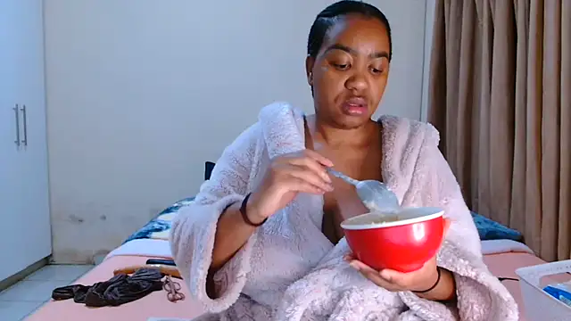 ALEXABOUJEE95 online show from 06/04/26, 04:07