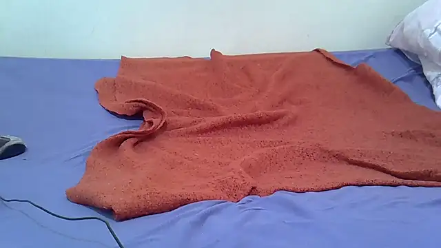 Snapshot of pretty_brina chatting on 04/05/26, 01:19 pretty brina online show from 04/05/26, 01:19