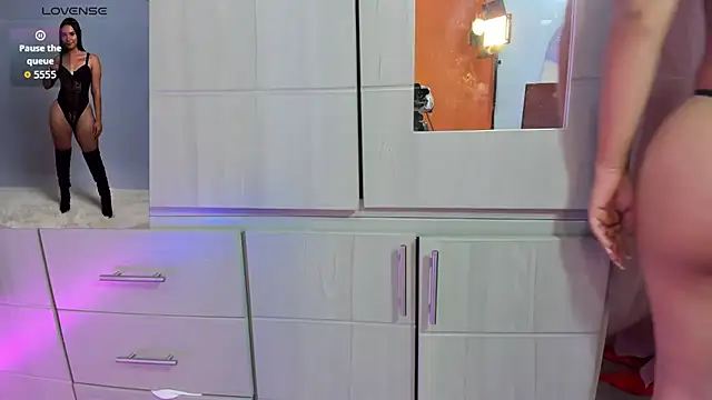 Anahi Cruz7 online show from 09/15/25, 11:32