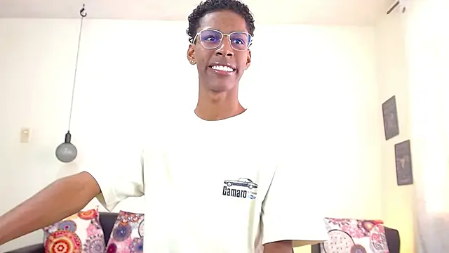 maiki18  online show from 01/13/25, 02:00