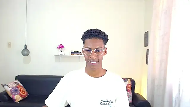 maiki18  online show from 01/30/25, 07:48