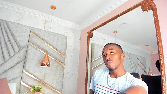 Snapshot of JamesParck chatting on 01/08/25, 07:13 JamesParck online show from 01/08/25, 07:13