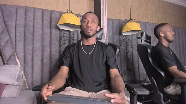 Snapshot of JamesParck chatting on 02/26/26, 08:08 JamesParck online show from 02/26/26, 08:08