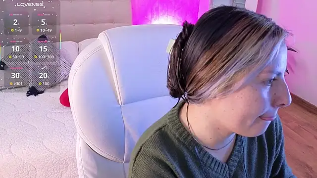 brandy sweet  online show from 09/11/25, 12:27