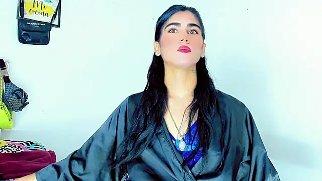 Snapshot of hannabigdirty chatting on 12/28/24, 06:17 hannabigdirty online show from 12/28/24, 06:17