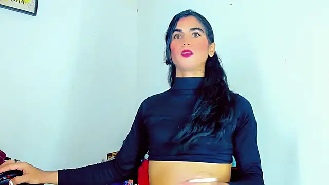 Snapshot of hannabigdirty chatting on 02/02/25, 06:10 hannabigdirty online show from 02/02/25, 06:10