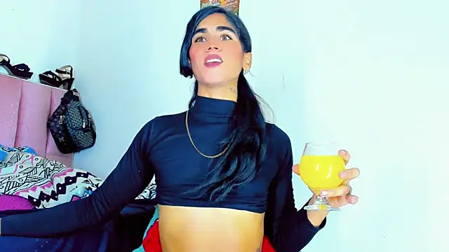 Snapshot of hannabigdirty chatting on 02/23/25, 07:28 hannabigdirty online show from 02/23/25, 07:28