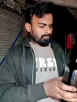 rayhan085 online show from 02/06/25, 04:03