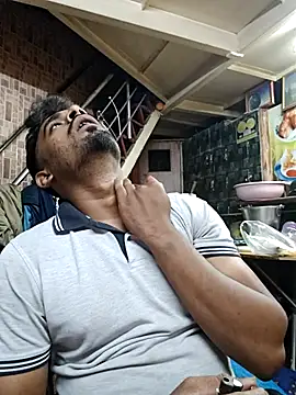 rayhan085 online show from 09/21/25, 10:44