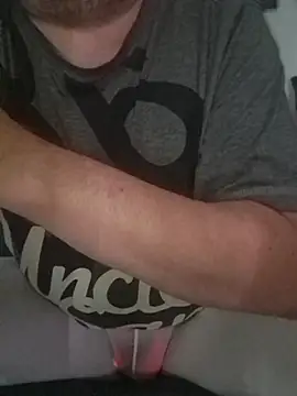 Snapshot of ShyBoy1982 chatting on 11/09/25, 07:34 ShyBoy1982 online show from 11/09/25, 07:34