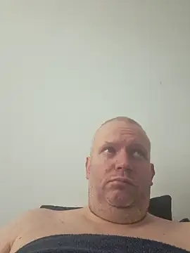 ShyBoy1982 online show from 02/09/26, 01:15