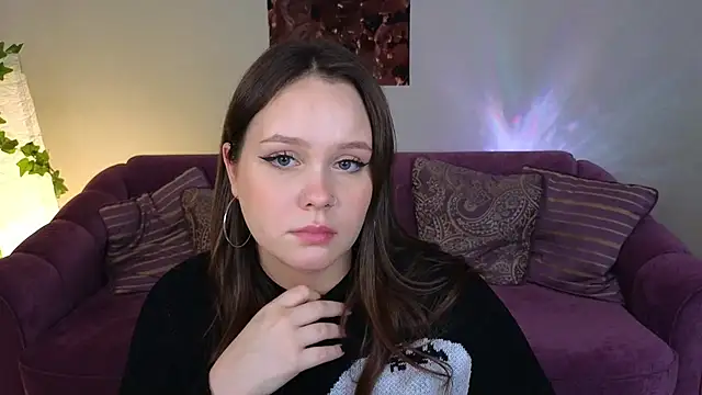 miki miki cutie  online show from 12/12/24, 07:37