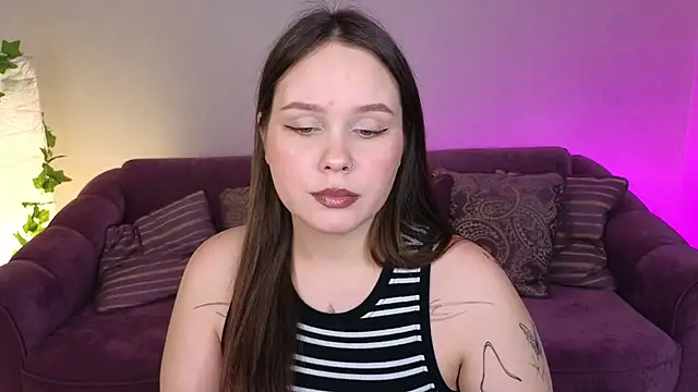 miki miki cutie  online show from 01/16/25, 04:50