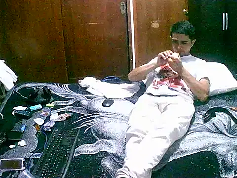 Snapshot of jperezofficial1 chatting on 09/14/25, 08:24 jperezofficial1 online show from 09/14/25, 08:24