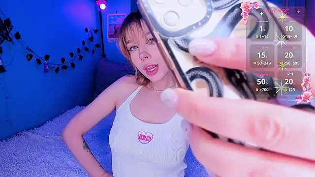 tenderdreams online show from 02/21/25, 09:54