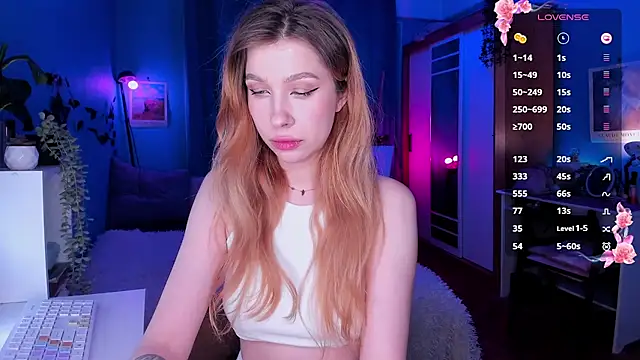 tenderdreams online show from 03/14/25, 11:45