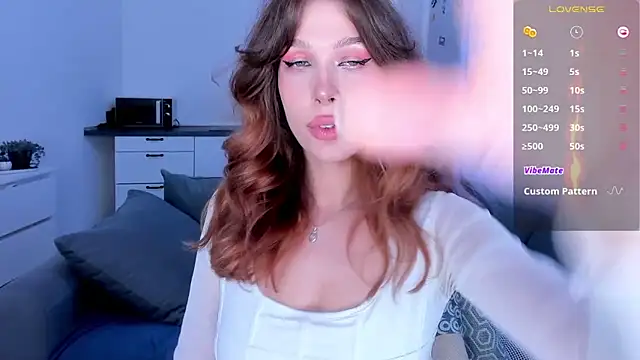 tenderdreams online show from 09/19/25, 10:10