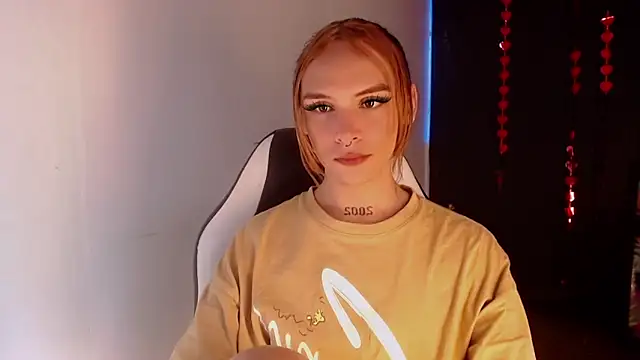 AdharaaMoon online show from 02/15/25, 07:39