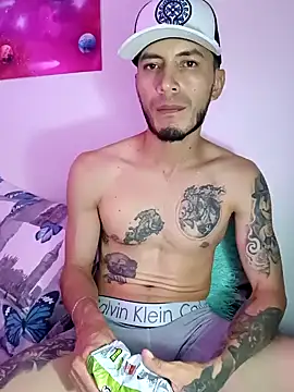 Leslly  online show from 01/24/25, 04:28