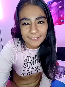 Snapshot of Leslly_ chatting on 02/03/25, 09:41 Leslly online show from 02/03/25, 09:41