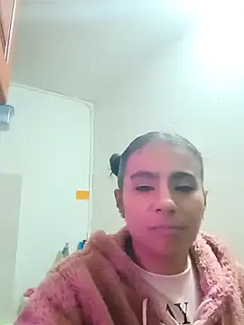 Leslly  online show from 02/15/25, 11:17