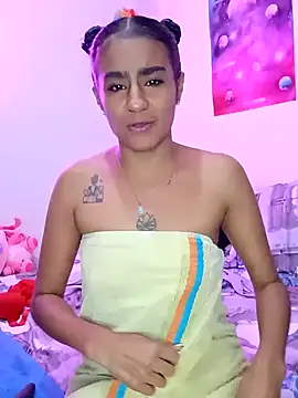 Snapshot of Leslly_ chatting on 02/15/25, 09:48 Leslly online show from 02/15/25, 09:48