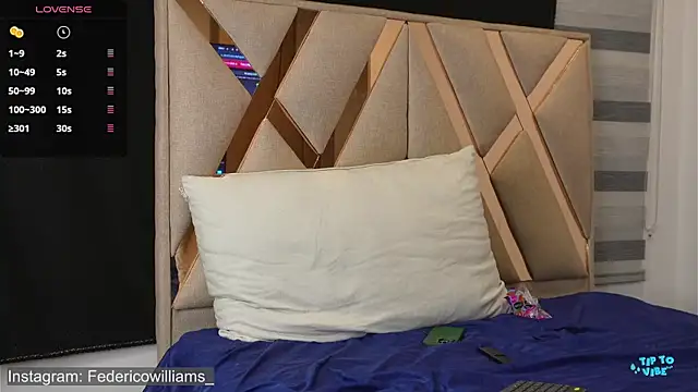 Derek w online show from 10/31/25, 04:57