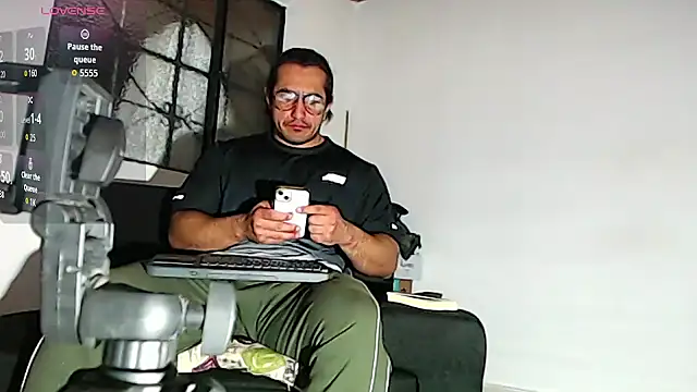 willian m777 online show from 10/16/25, 04:13