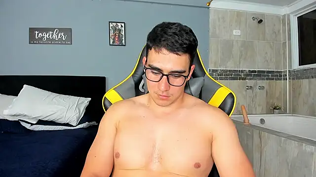 owengray2n online show from 01/19/25, 03:18