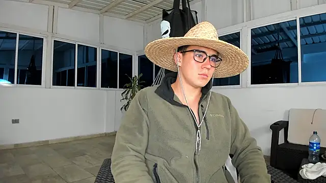 owengray2n online show from 01/24/25, 01:56