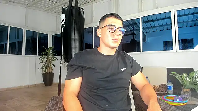 owengray2n online show from 01/31/25, 01:11