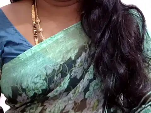 Snapshot of Vennela-1-Telugu chatting on 01/31/25, 10:52 Vennela-1-Telugu online show from 01/31/25, 10:52