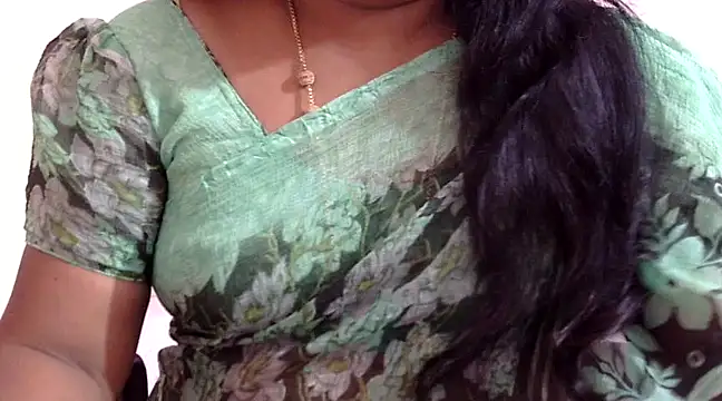 Snapshot of Vennela-1-Telugu chatting on 02/15/25, 08:44 Vennela-1-Telugu online show from 02/15/25, 08:44