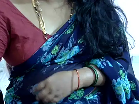 Snapshot of Vennela-1-Telugu chatting on 02/18/25, 10:05 Vennela-1-Telugu online show from 02/18/25, 10:05