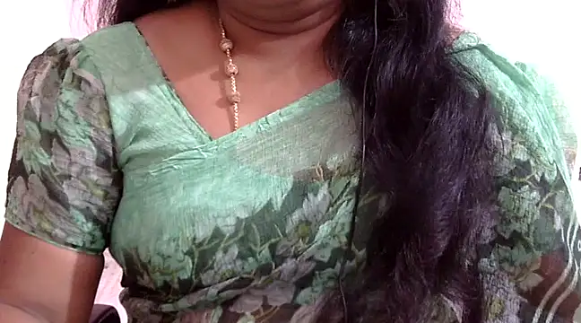 Snapshot of Vennela-1-Telugu chatting on 02/19/25, 12:00 Vennela-1-Telugu online show from 02/19/25, 12:00