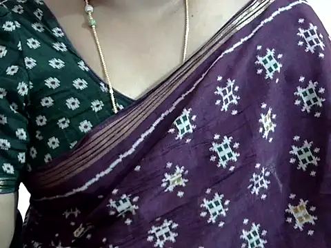 Snapshot of Vennela-1-Telugu chatting on 11/19/25, 08:47 Vennela-1-Telugu online show from 11/19/25, 08:47