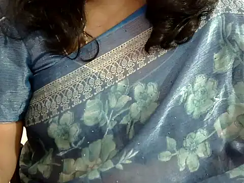 Snapshot of Vennela-1-Telugu chatting on 11/21/25, 10:14 Vennela-1-Telugu online show from 11/21/25, 10:14