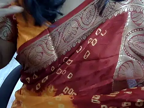 Snapshot of Vennela-1-Telugu chatting on 12/21/25, 03:02 Vennela-1-Telugu online show from 12/21/25, 03:02