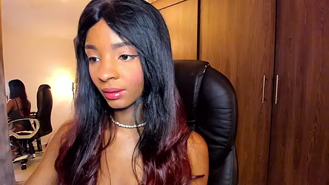 Snapshot of alikahouston4 chatting on 09/14/25, 03:49 alikahouston4 online show from 09/14/25, 03:49