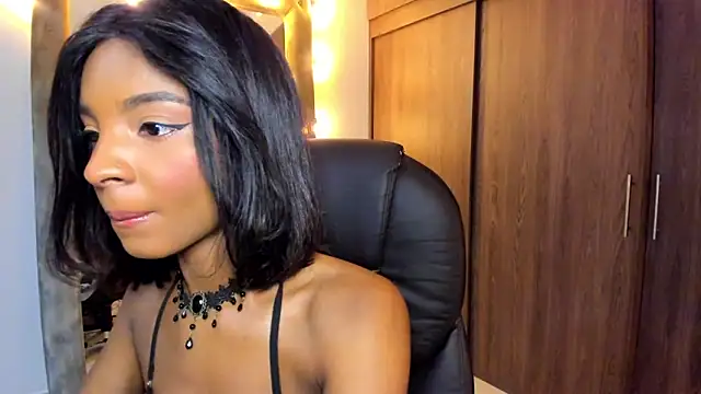 alikahouston4 online show from 11/07/25, 06:35