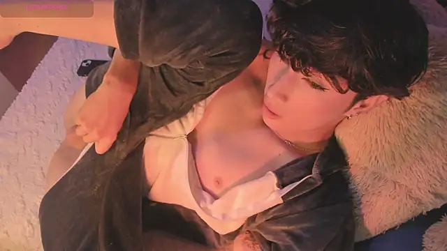 Snapshot of AdamDayt chatting on 01/19/25, 10:28 AdamDayt online show from 01/19/25, 10:28