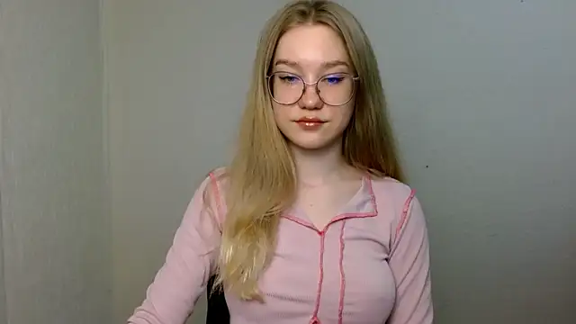 cindi hot online show from 06/17/26, 09:56