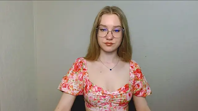 cindi hot online show from 07/17/26, 09:16