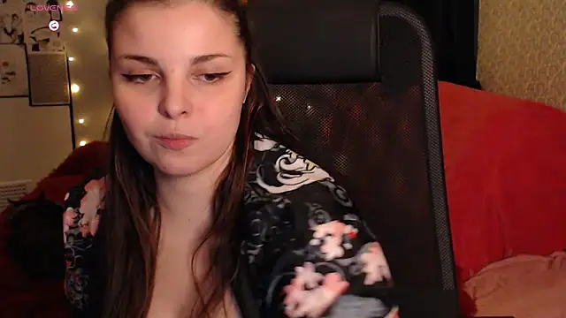 Snapshot of Saya_sweet chatting on 03/21/25, 08:50 Saya sweet online show from 03/21/25, 08:50